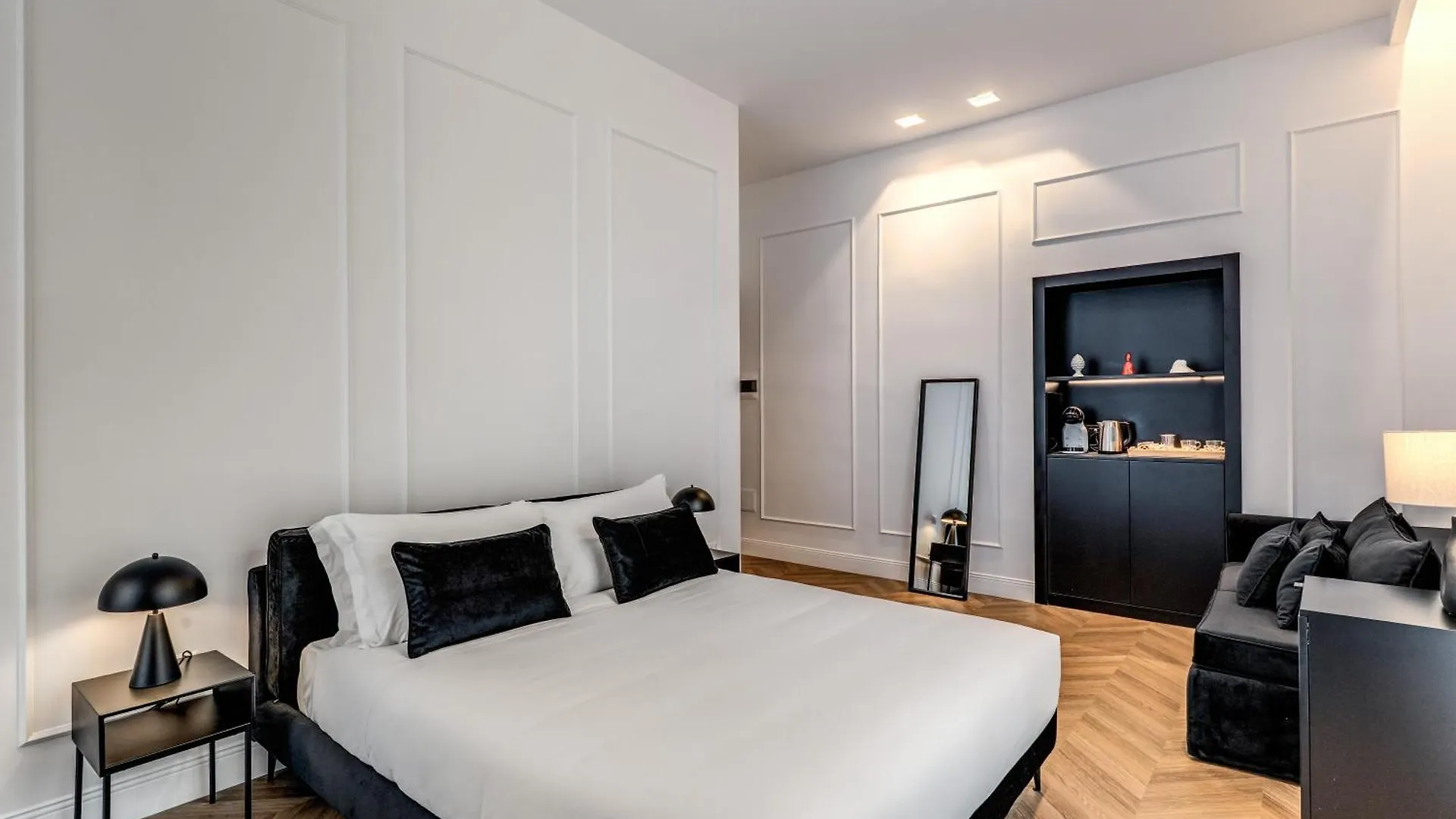 Artpartment Hotel Naples 0*,