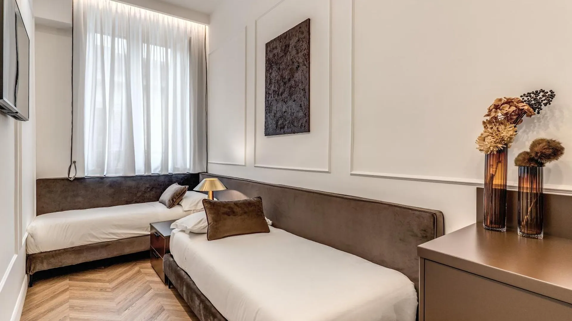 Artpartment Hotel Naples 0*,  Italy